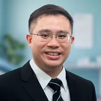 Bác sĩ Seng Chusheng, Bác Sĩ Cố Vấn Cao Cấp Phẫu Thuật Chỉnh Hình (Y Học Thể Thao & Vận Động)